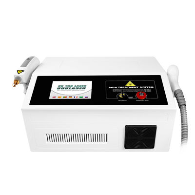 Potente sistema laser YAG con pulso di 8ns Q con commutazione ND per la rifacciatura della pelle e la rimozione dei tatuaggi