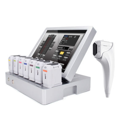 Dispositivo di bellezza 3d Hifu di lifting facciale con 1-11 linee regolabili 10000 colpi