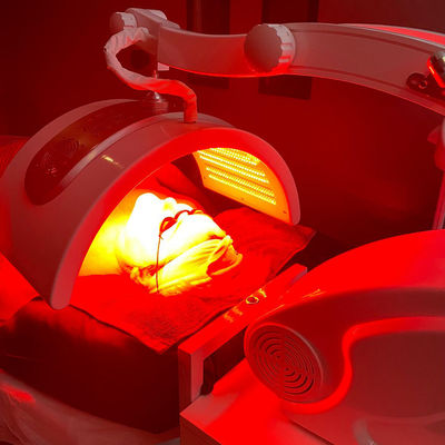 Salone di bellezza 640nm 120W Pdt LED Light Therapy Machine per la rimozione delle rughe