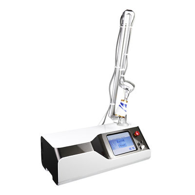 Funzione del trattamento dell'acne Macchina laser a CO2 con grafica di uscita rettangolare